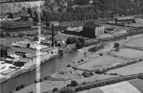 Horbury Bridge factories 1949.jpg